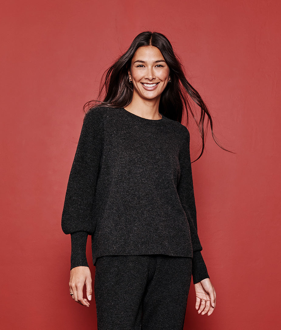 The Coziest Cashmere Blend Bishop-Sleeve Sweater - Charcoal