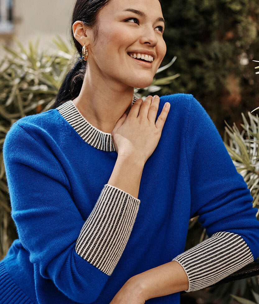 The Coziest Cashmere Crew - Azure & White Sand