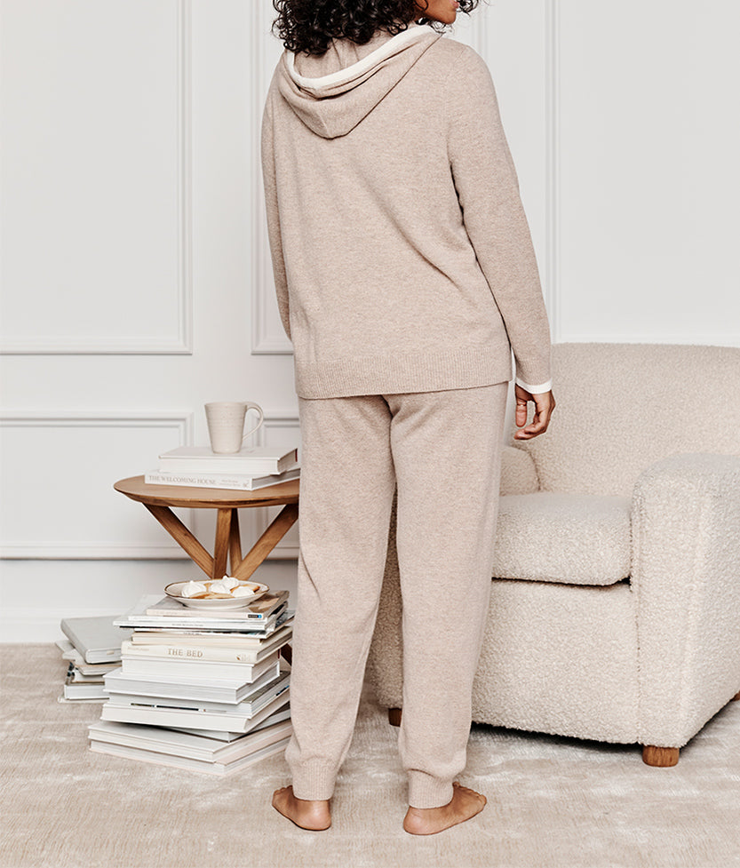 The Coziest Cashmere Blend Jogger - Toffee & White Sand