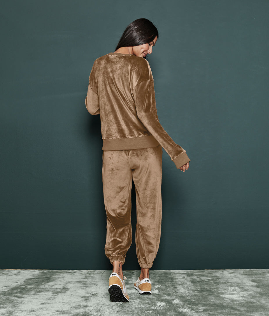 The Plush Velour Jogger - Fawn