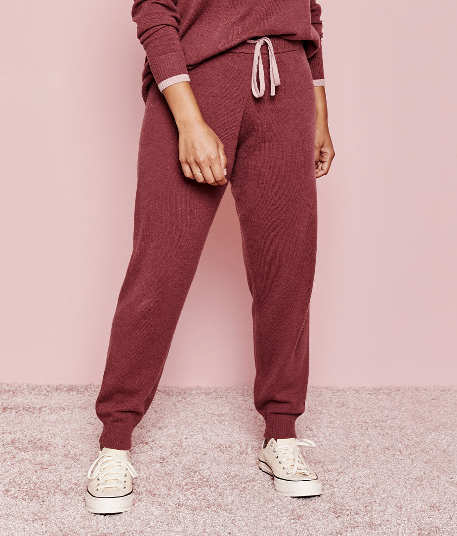 The Coziest Cashmere Blend Jogger - Rosewood & Shell