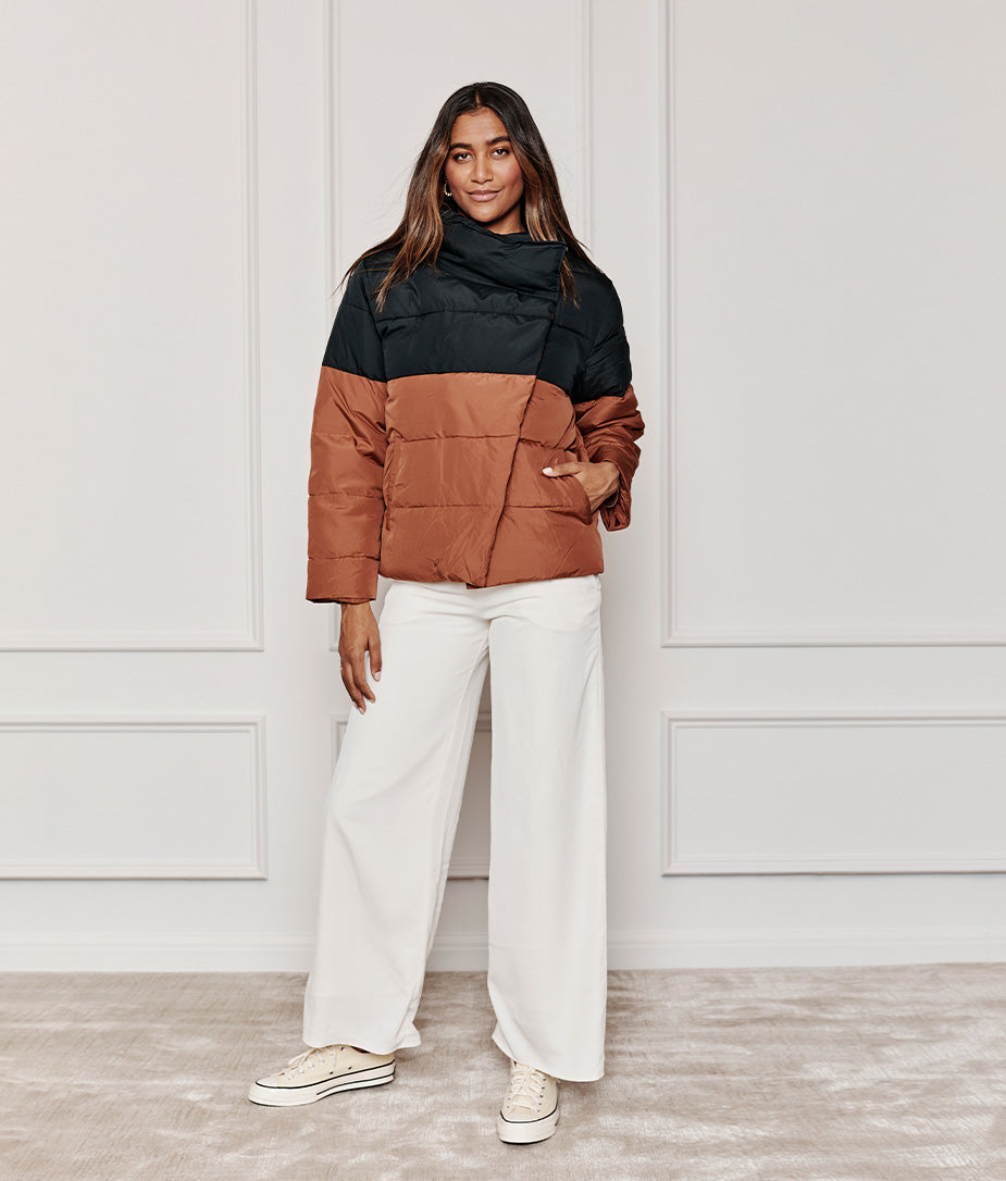The Colorblock Eco Puffer Jacket - Sea Urchin & Praline