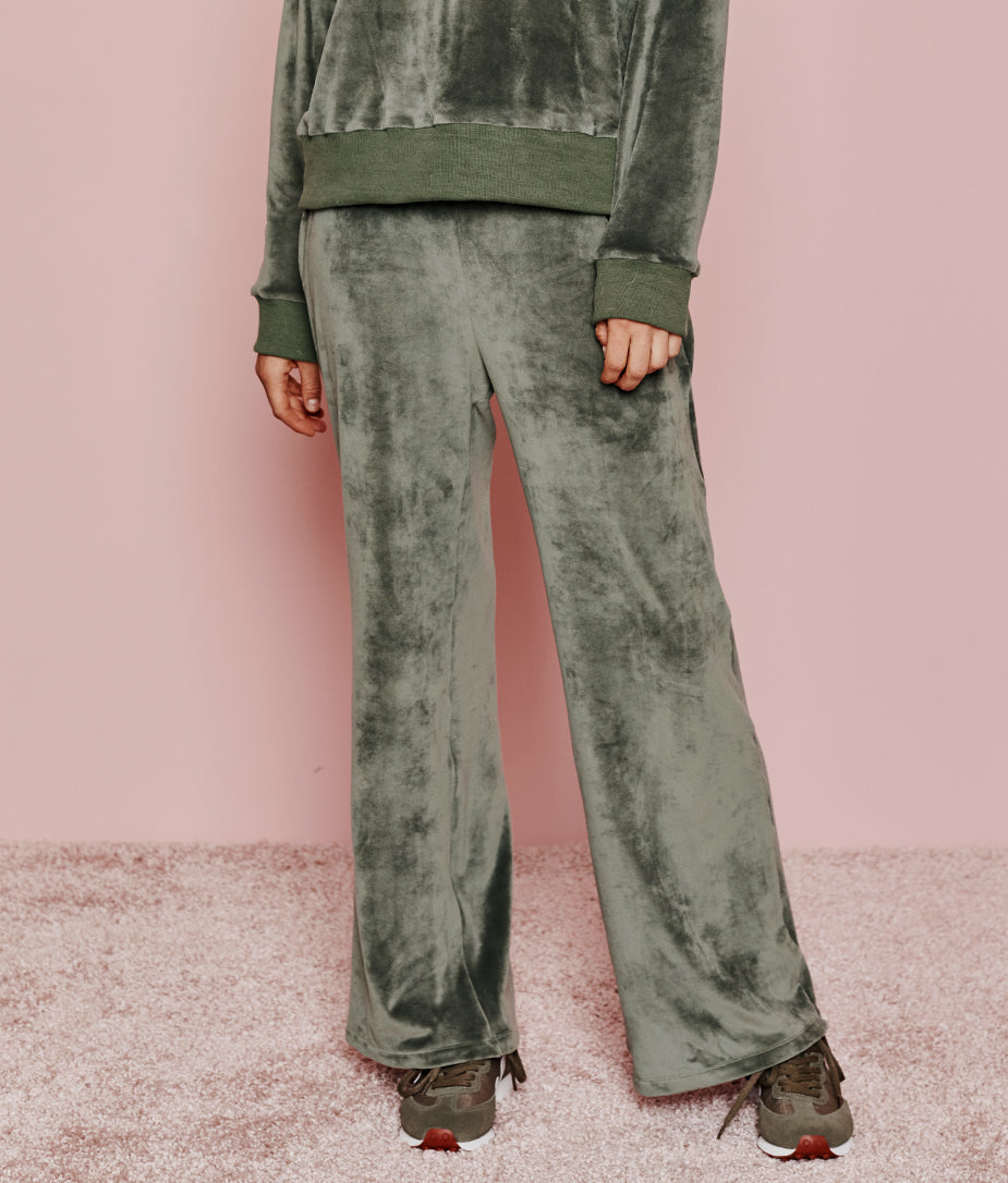 The Plush Velour Lounge Pant - Olive
