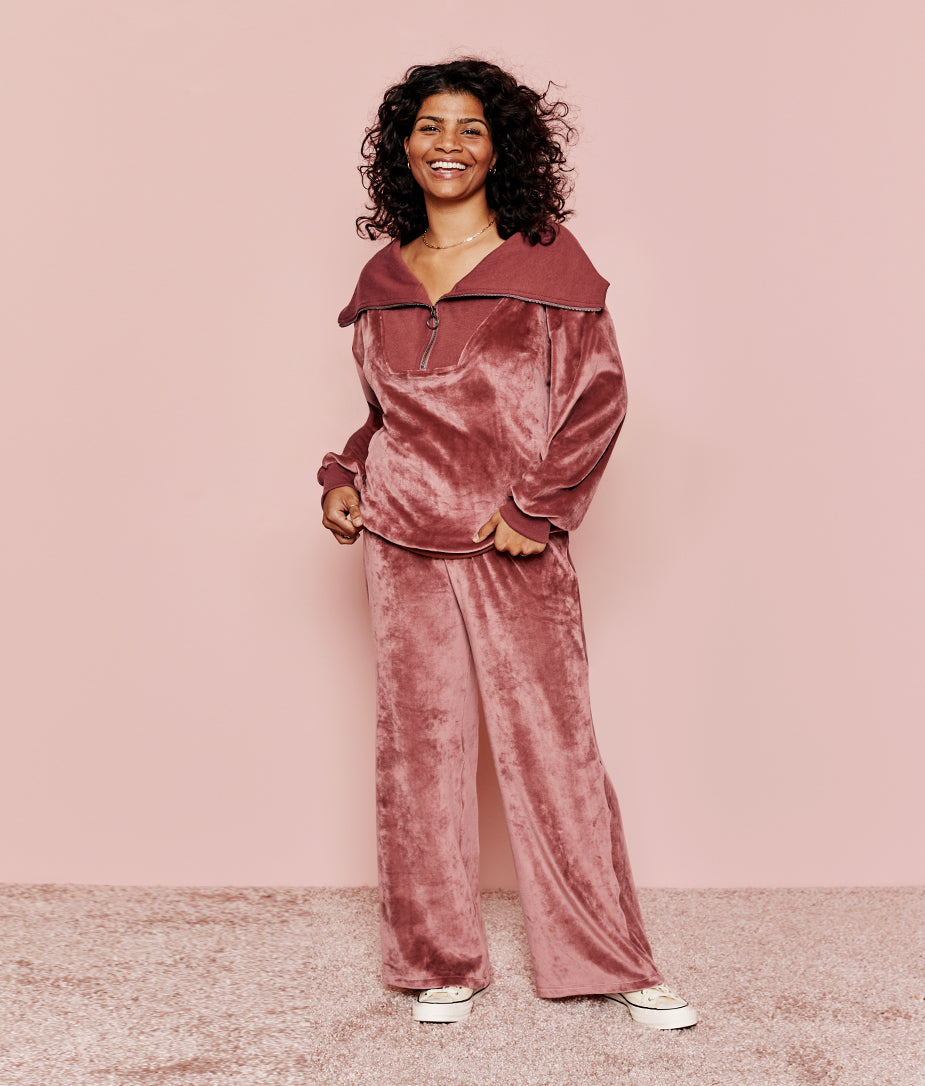 The Plush Velour Half-Zip Pullover - Rosewood