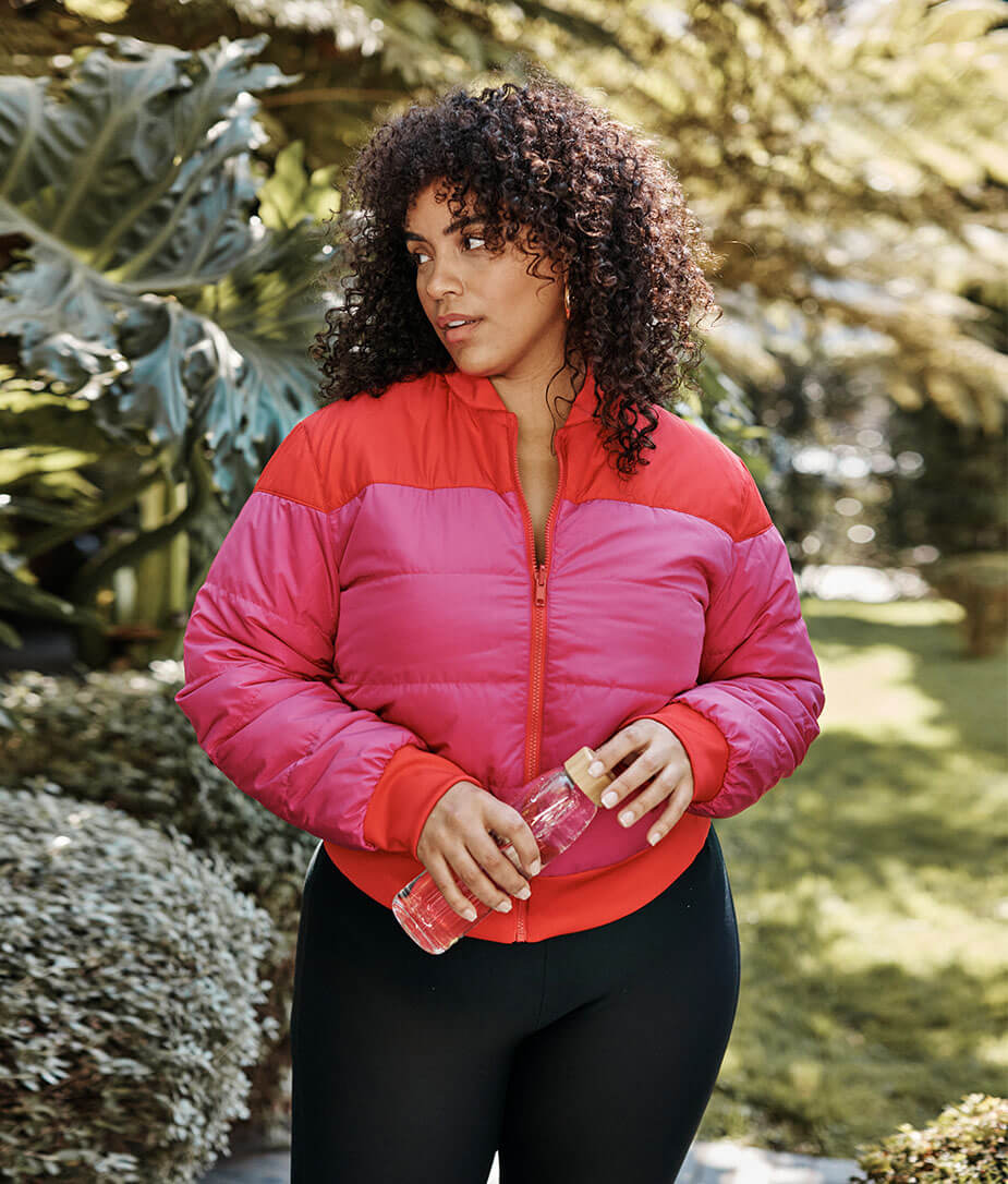 The Reversible Packable Puffer - Lava & Hibiscus