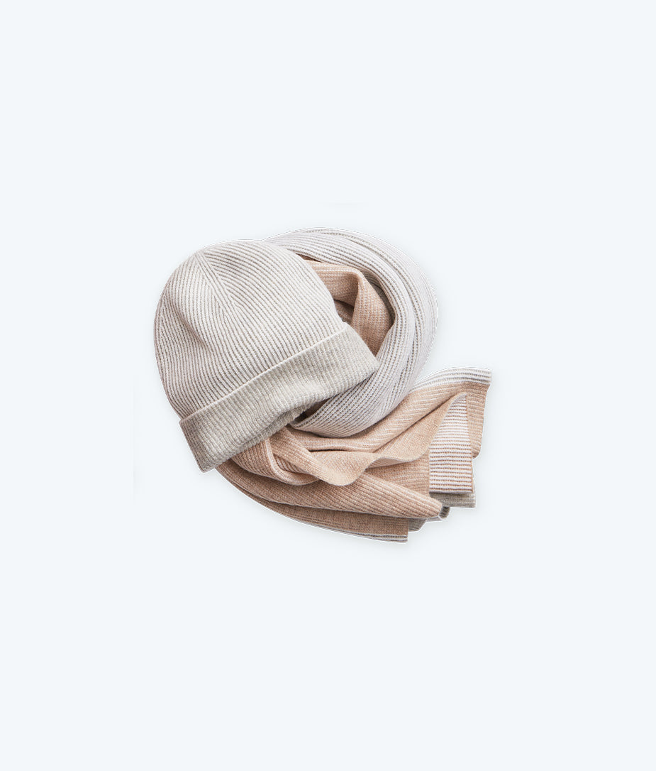 The Coziest Cashmere Blend Ribbed Scarf - Wolf & Toffee